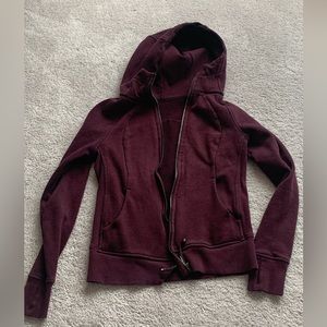 Maroon lululemon scuba hoodie. VG condition